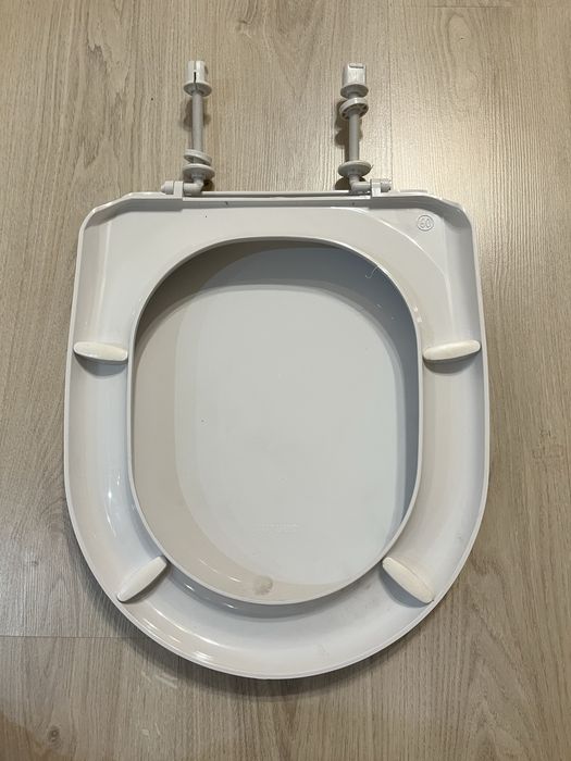 Сиденье для унитаза НОВОЕ