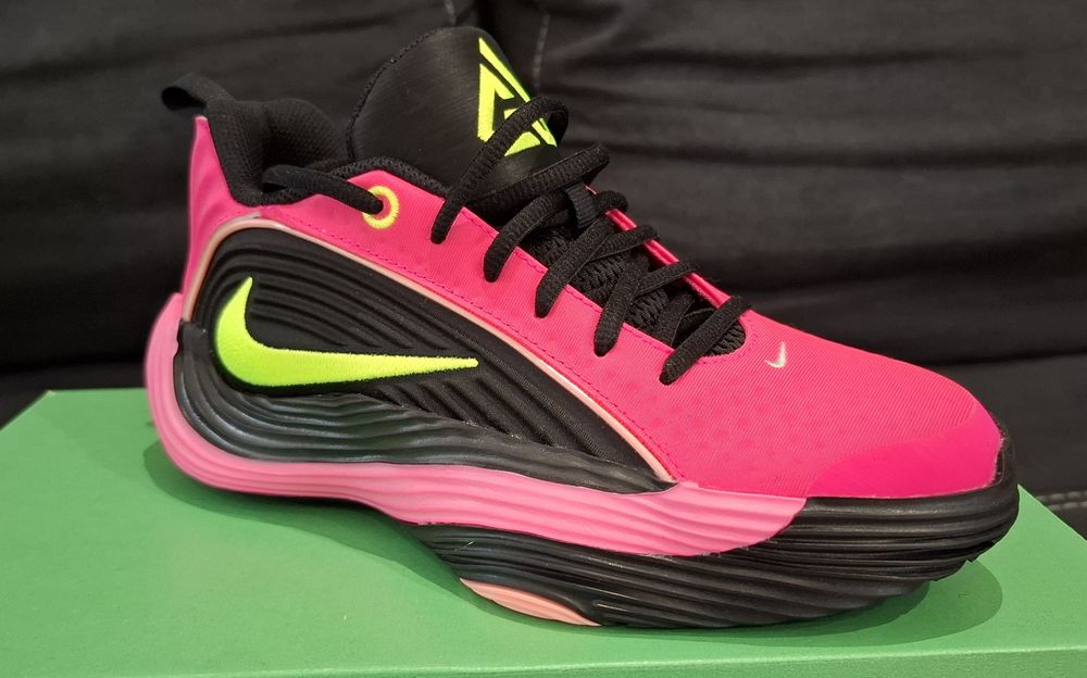 Nike Giannis Immortality 5-  37.5