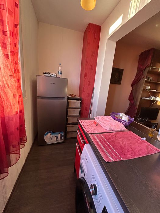 Обзаведеня южна гарсониера в Три чучура - Север