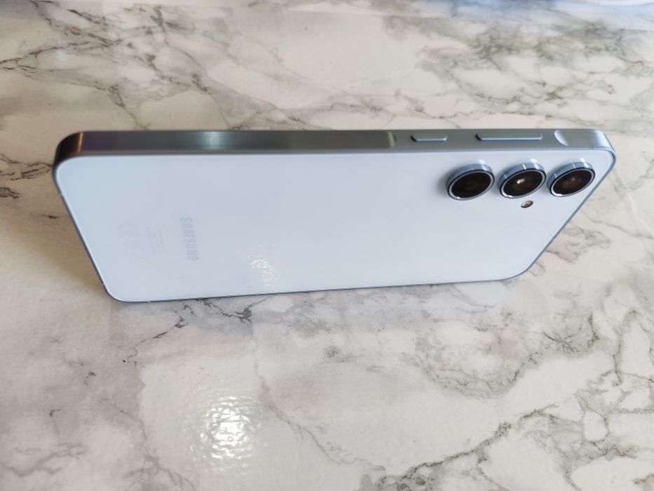 Telefon Samsung A55 ca nou,in cutie