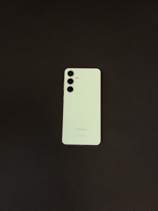Отличен Samsung S24 FE 256 GB