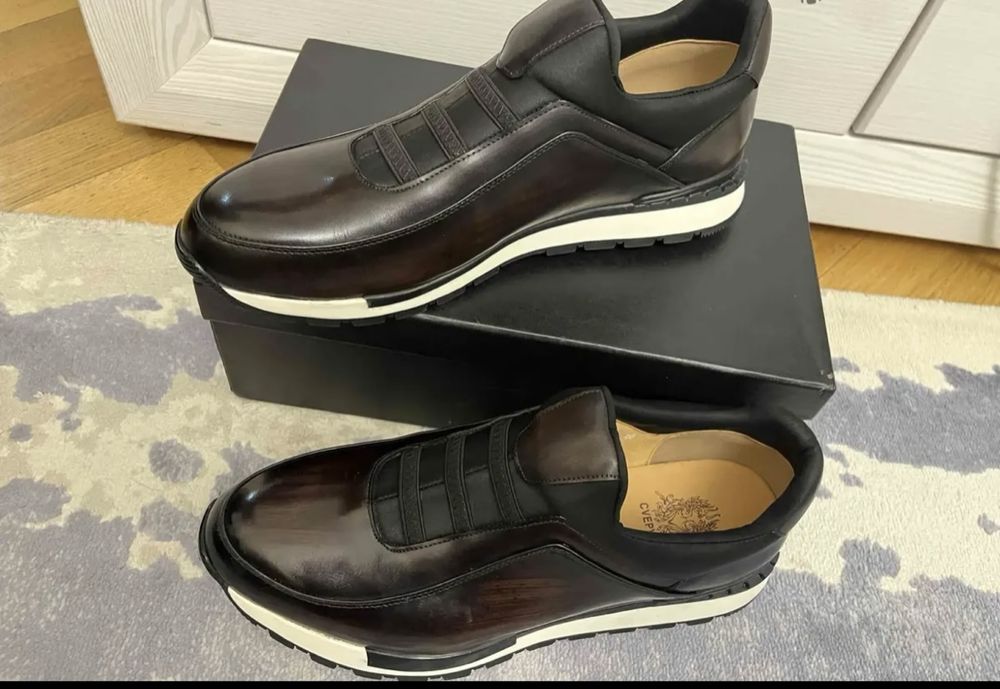 Кросовки кожаные