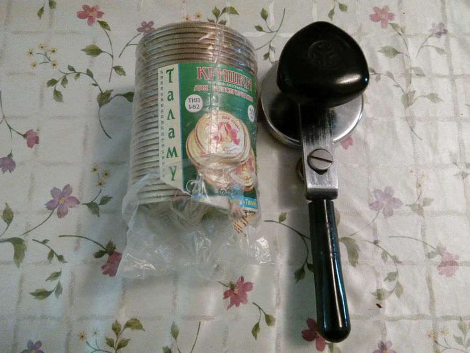 ключ для закатки крышек  +32 крышки