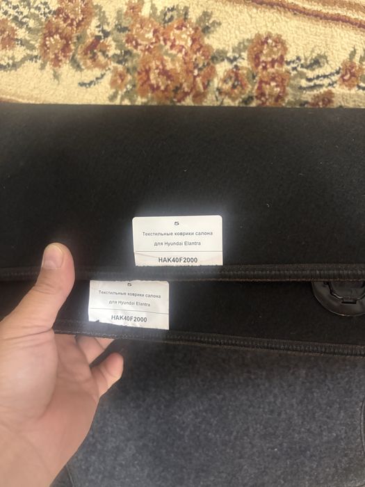 Продам штатные полики элантра