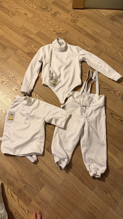 Костюм для фехтования для левши