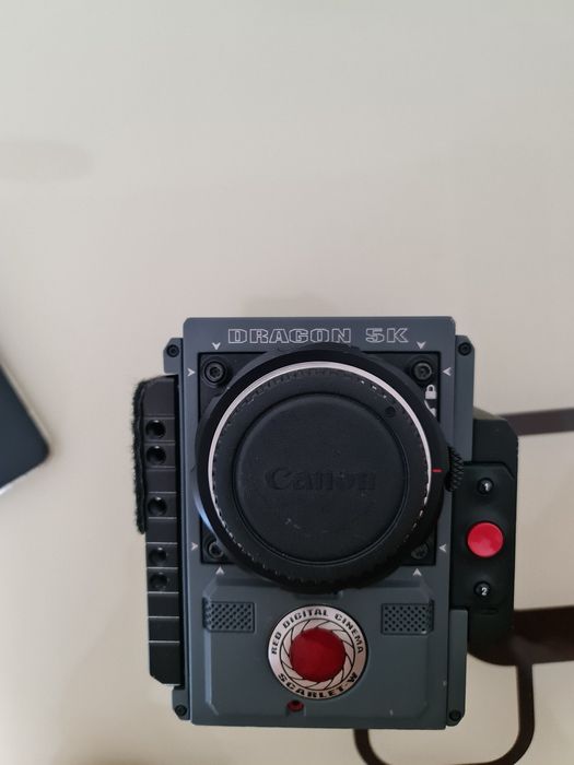 Camera canon red dragon 5k cinema