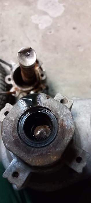 Roti cu grup  scuter electric persoane cu dizabilități