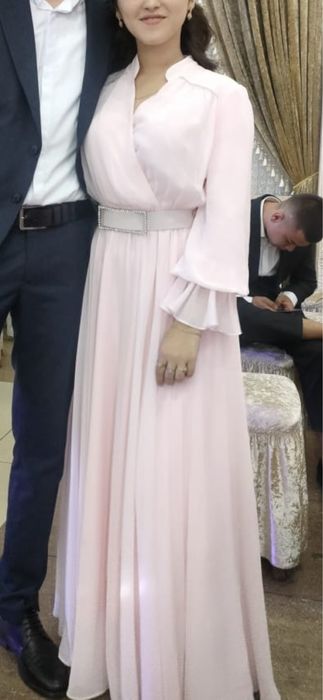 Вечернее платье очень нежный