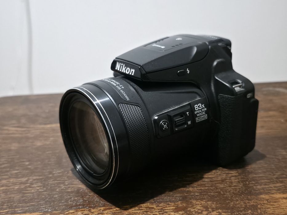 Nikon Coolpix P900 – Zoom 83x – Stare Bună – Funcțional