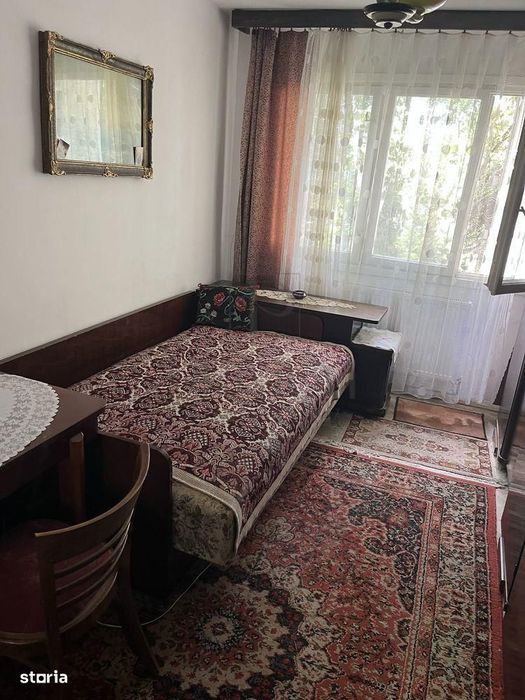 Sagului - 3 Camere - Centrala Proprie - Etaj 2 - Boxa