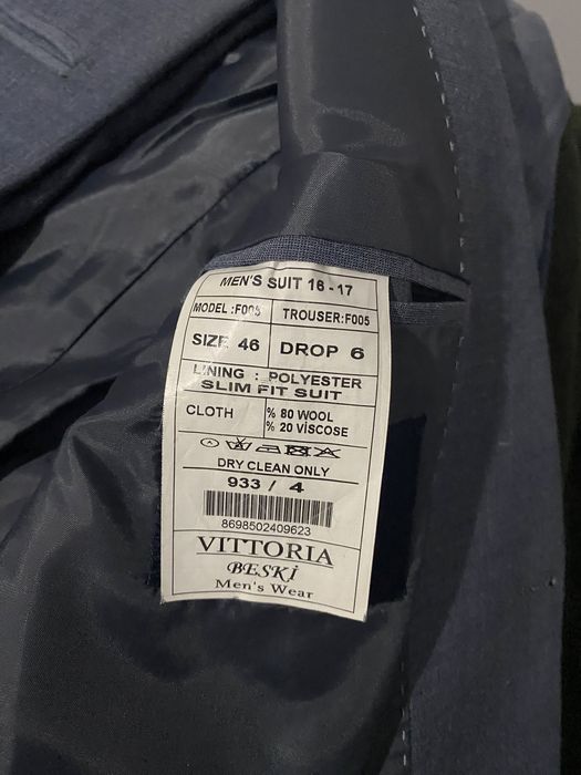 Продам бу классический костюм