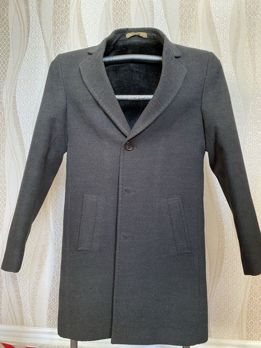 Пальто на весну 44 размера мужское