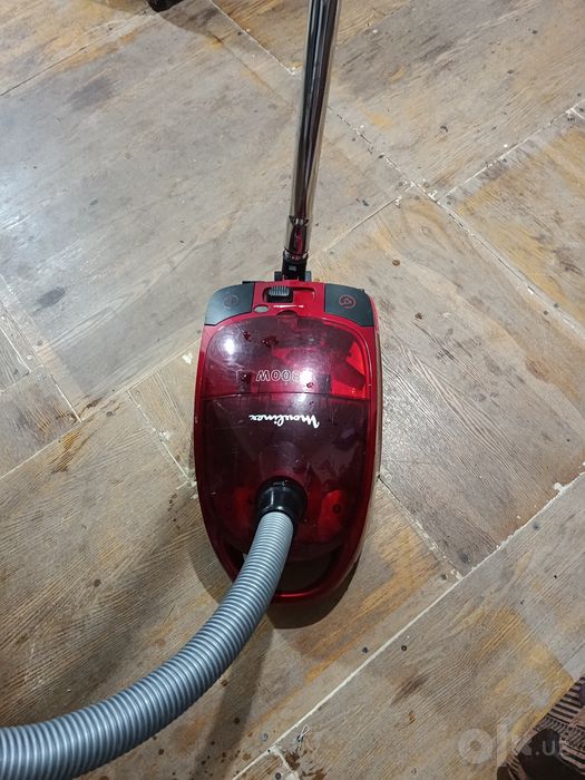 Продам пылесос мулинекс