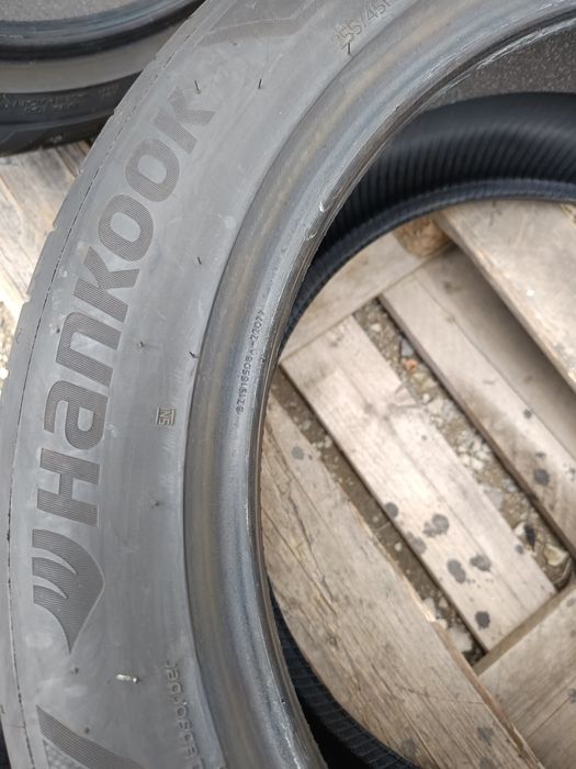 Летни гуми 255 45 R 19 Hankook Дот 3122