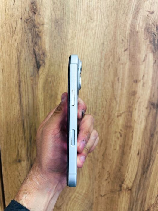 Продам iphone 17 pro