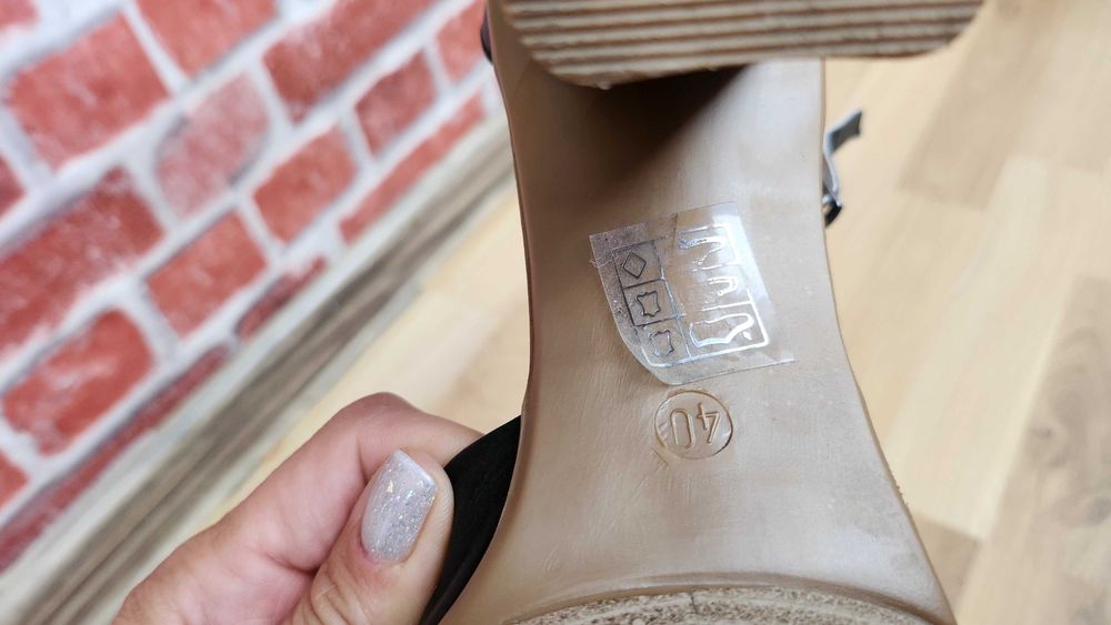 Дамски сандали на ток Galdini