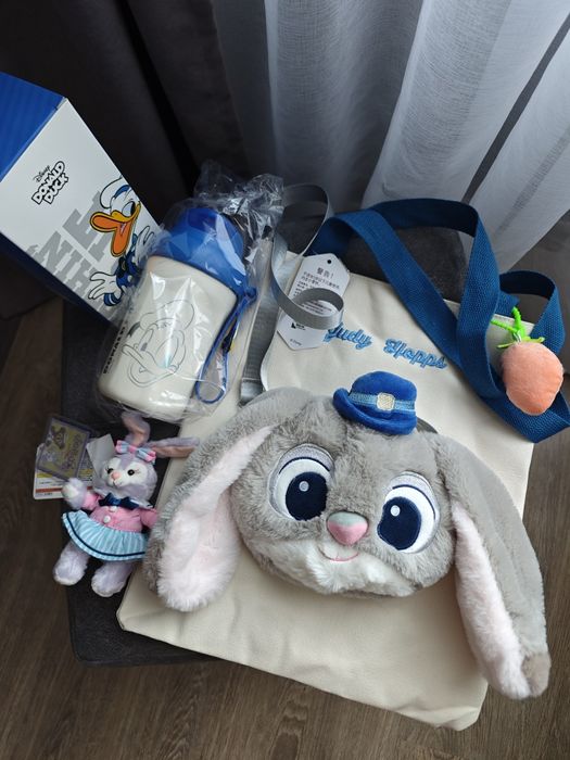 Новый набор от Disney сумка шоппер термо кружка брелок сумочка меховая