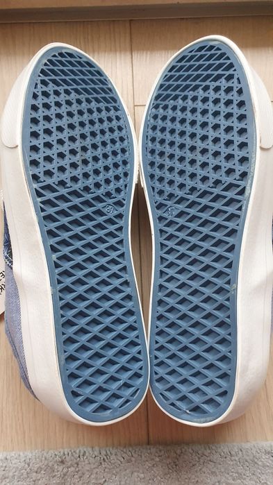 WAIKIKI tenisi sneakers dama marime 37 bleu denim NOI pânză Curier OLX