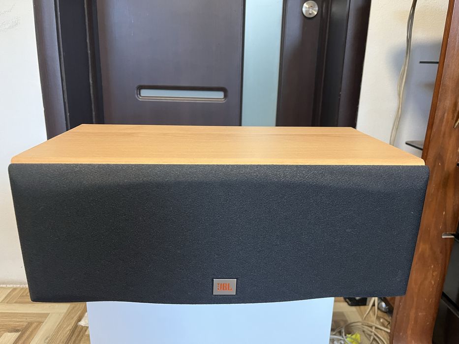 Baxa centru Jbl EC25