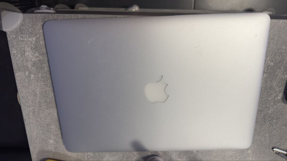 Macbook за части