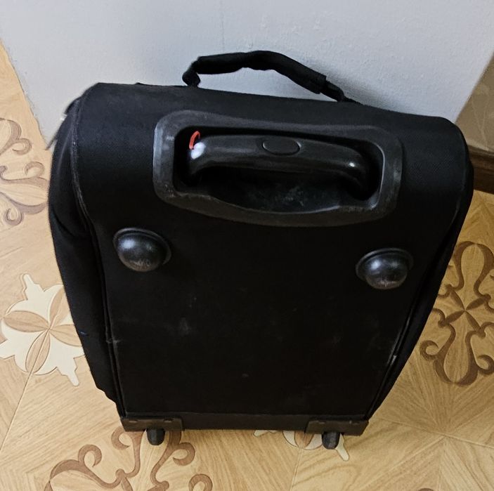 Продам чемодан сумку ручная кладь