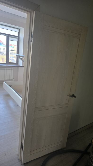 Продам б/у двери