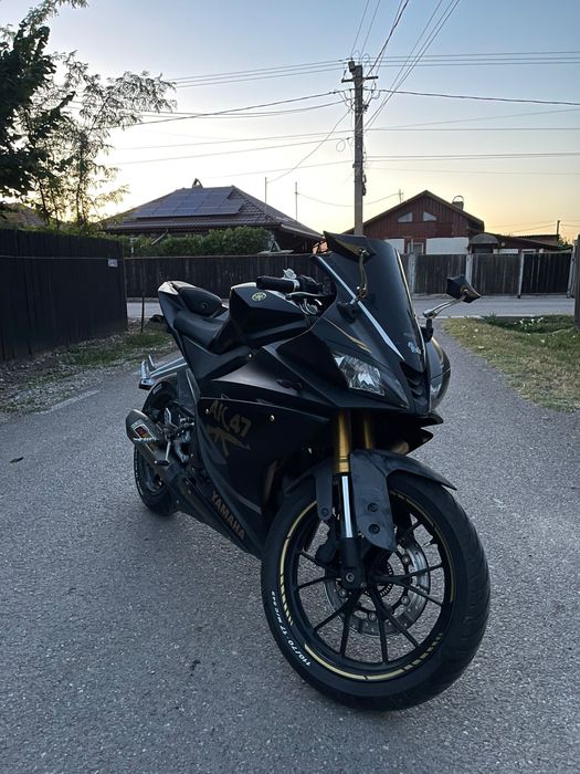 Vând yamaha yzf r125 (A1)