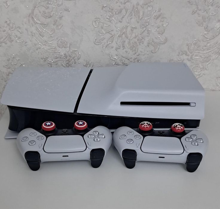 Продается Playstation 5 (PS5) Slim 1 Tb