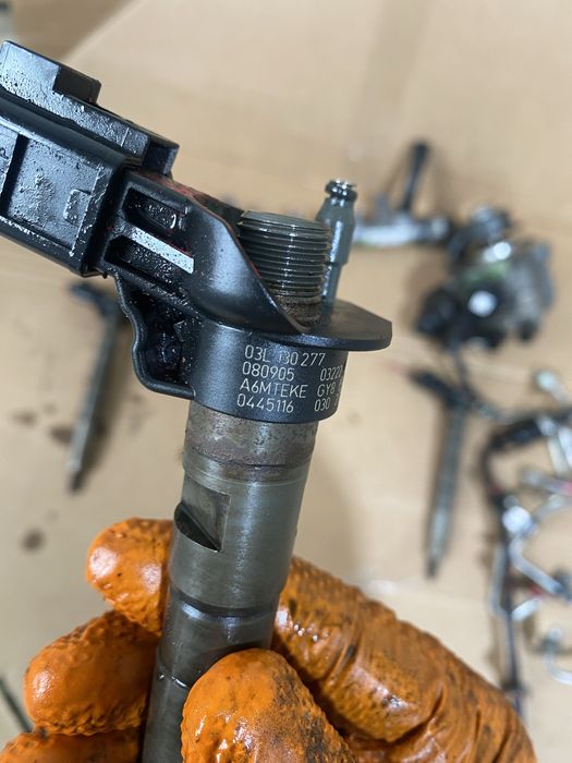 Kit injectie injector rampa pompa Audi VW 2.0 tdi CAG CAGA CBA CBB