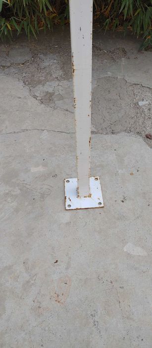 Готовые стойки для забора