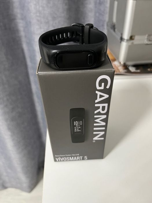 Смарт гривна Гармин