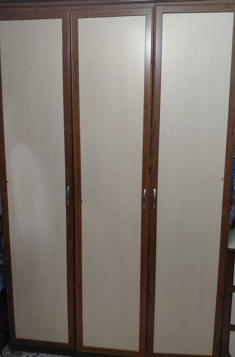 Продам шкаф в спальню