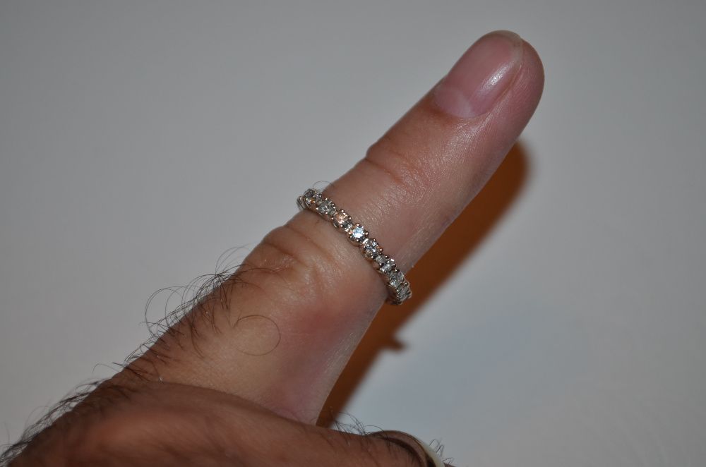 INEL AUR ALB 18K + 20 Diamante = 0.80ct - Model ETERNITY - Franta !
