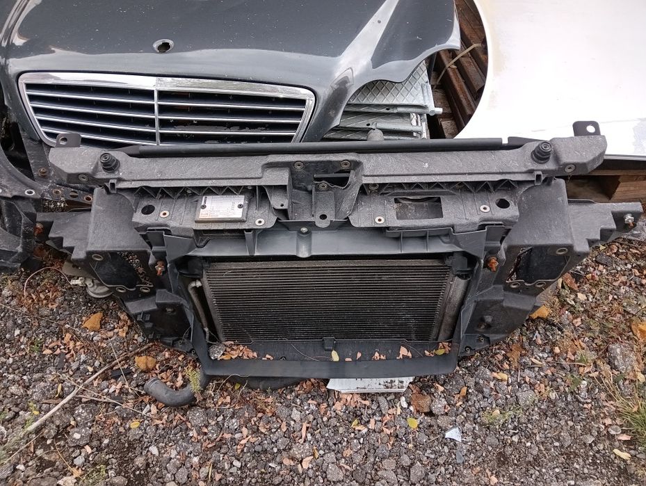 За Фиат стило Маска очиларка с радиатори и перка комплект