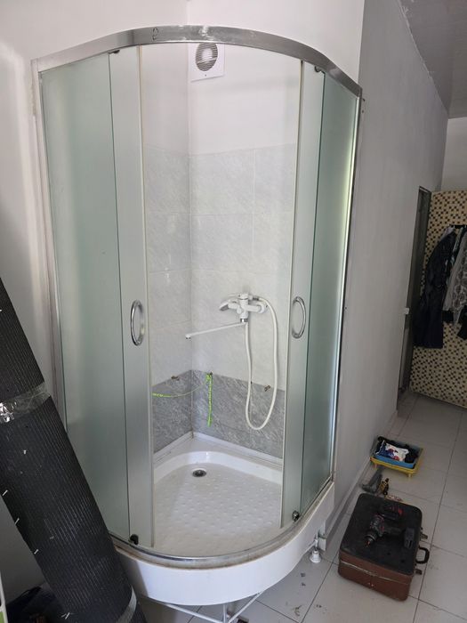 Продается душевая кабинка