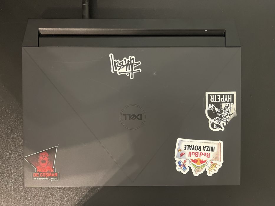 Dell G15 5530 – Laptop Gaming