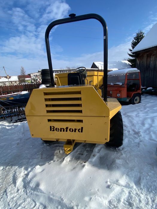 Dumper 8.5 tone Benford