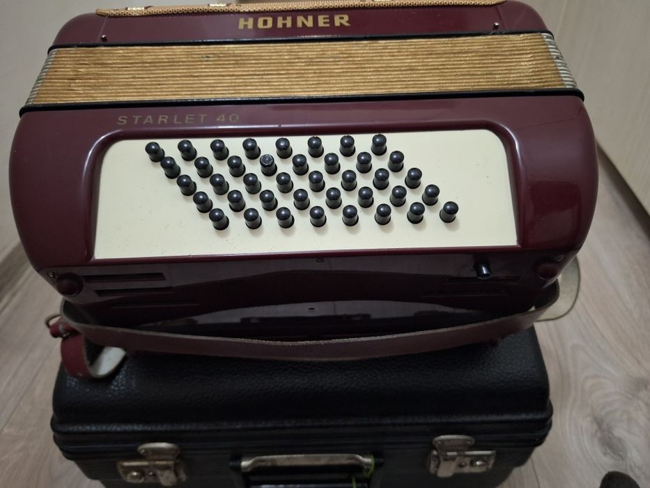 Acordeon "Hohner Starlet 40" 40 de bași