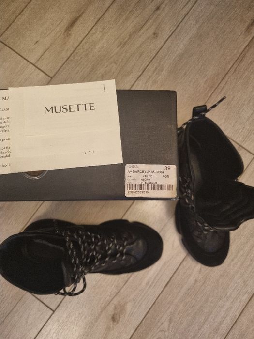 Ghete damă Musette