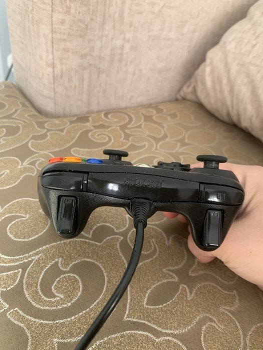 Продается джойстик от xbox360