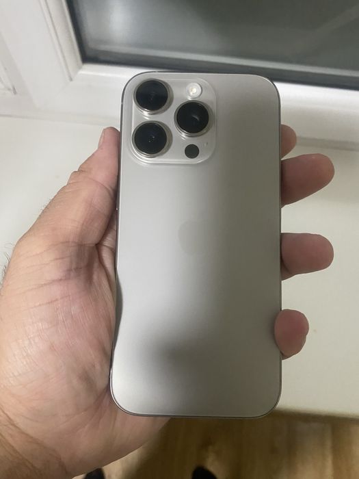 IPhone 16 Pro Natural Titanium