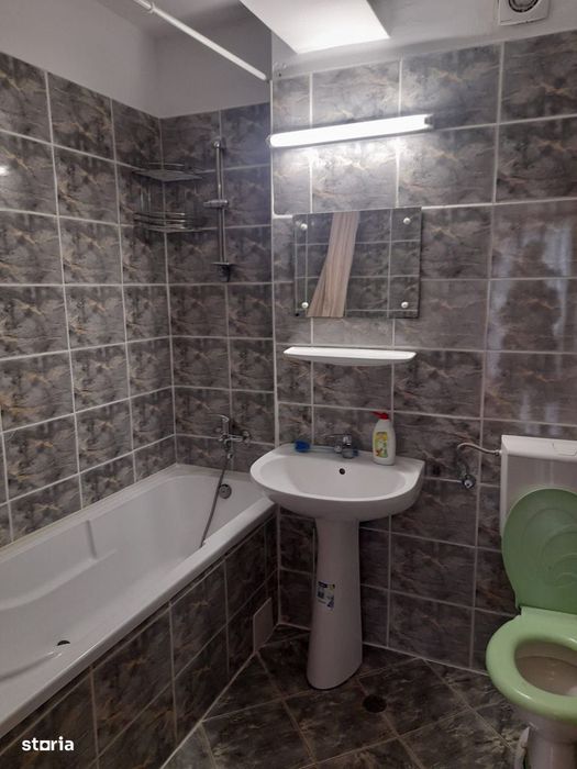 Apartament 3 camere in Europa, cu Garaj indiv. zona benzinariei Mol — fotografia 3