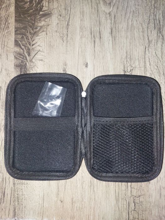 4 TB fleshka sotiladi yengi