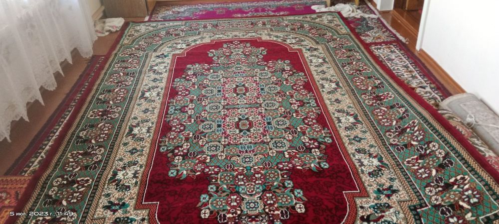 Продаётся ковёр, Gilam sotiladi.