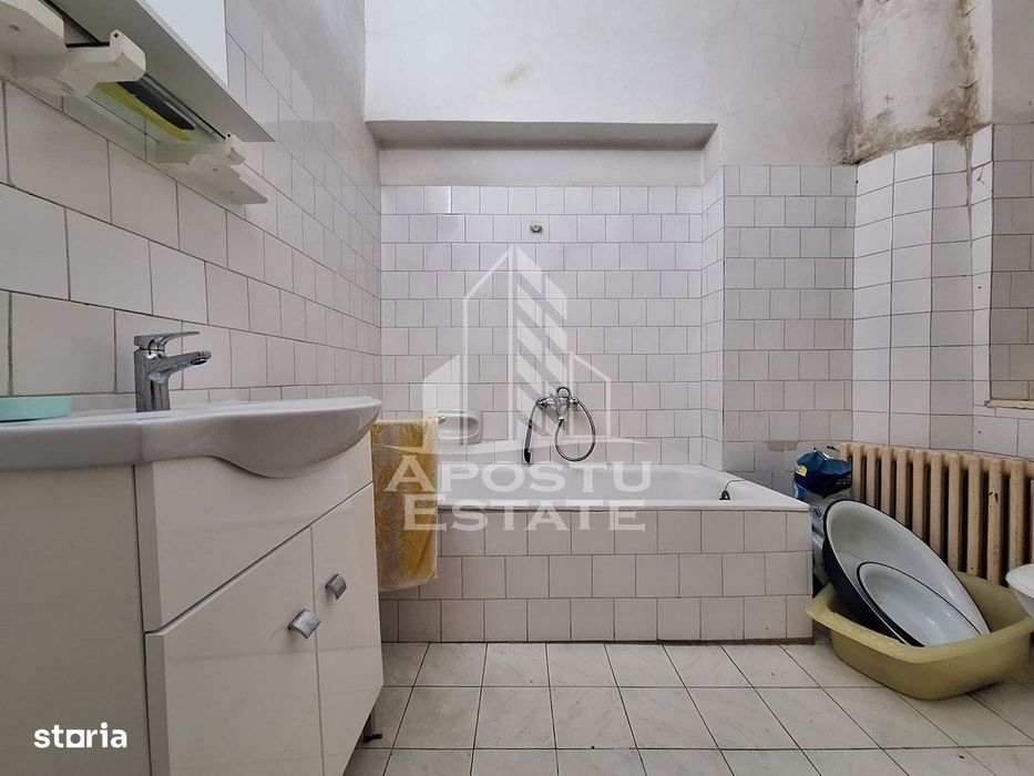 Apartament cu 6 camere, 230 mp, Ultracentral