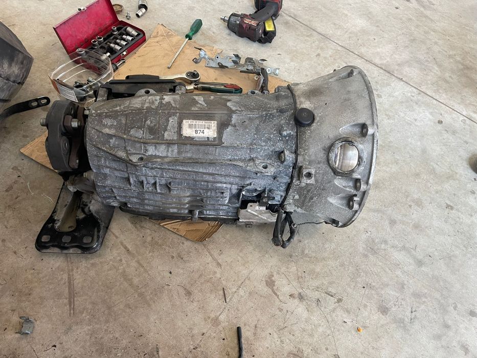 Cutie automata C63AMG 2011