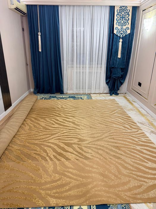 Продам ковер для гостиной