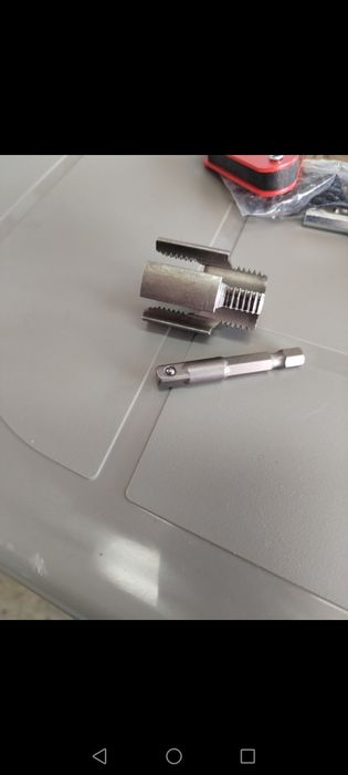 Уред за пвц резби