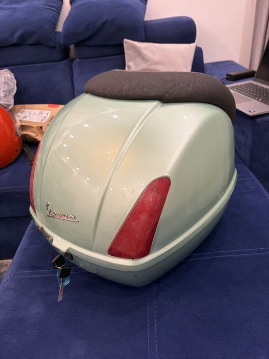Casti Originale Vespa , top case , tobe GTS / PK