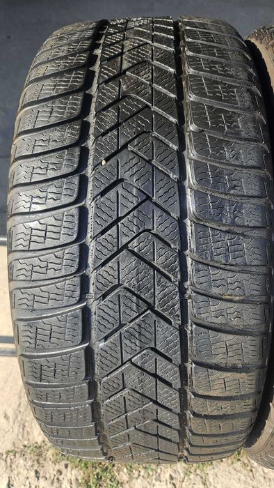 235/40 R19 • Iarna • Pirelli Sottozero 3 TO PNCS 96V | 2 buc | Pret/buc